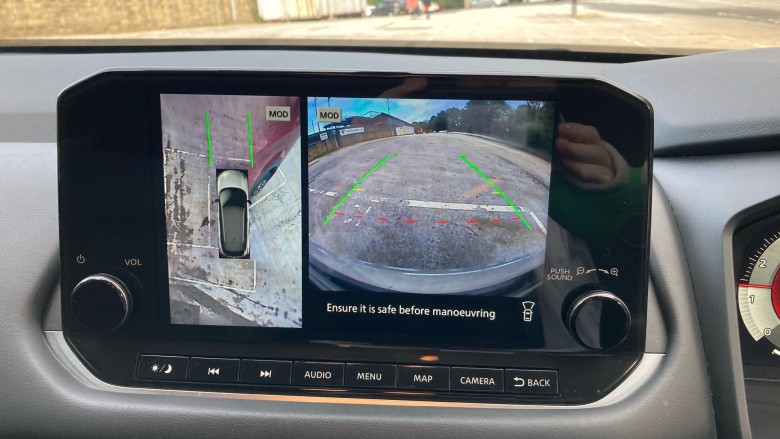 Nissan Qashqai 1.3 DiG-T MH N-Connecta 5dr Petrol Hatchback